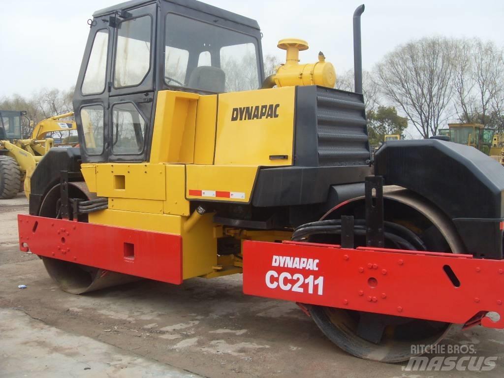 Dynapac CC 211 Tandemové valce