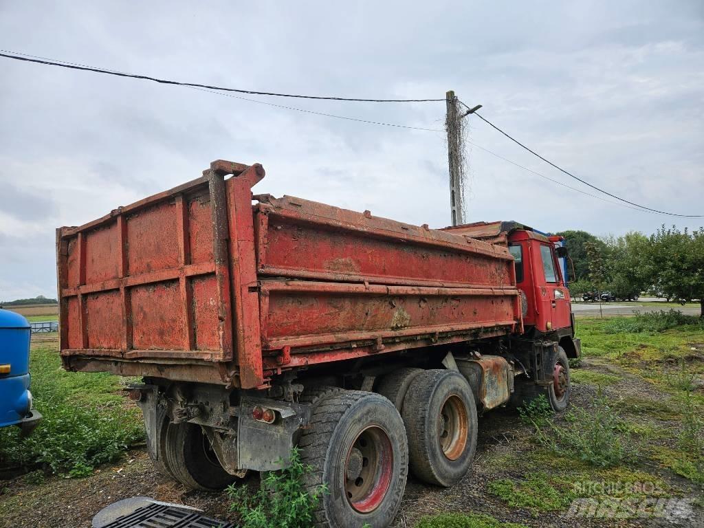 Tatra 138 S3  6x6 Sklápače