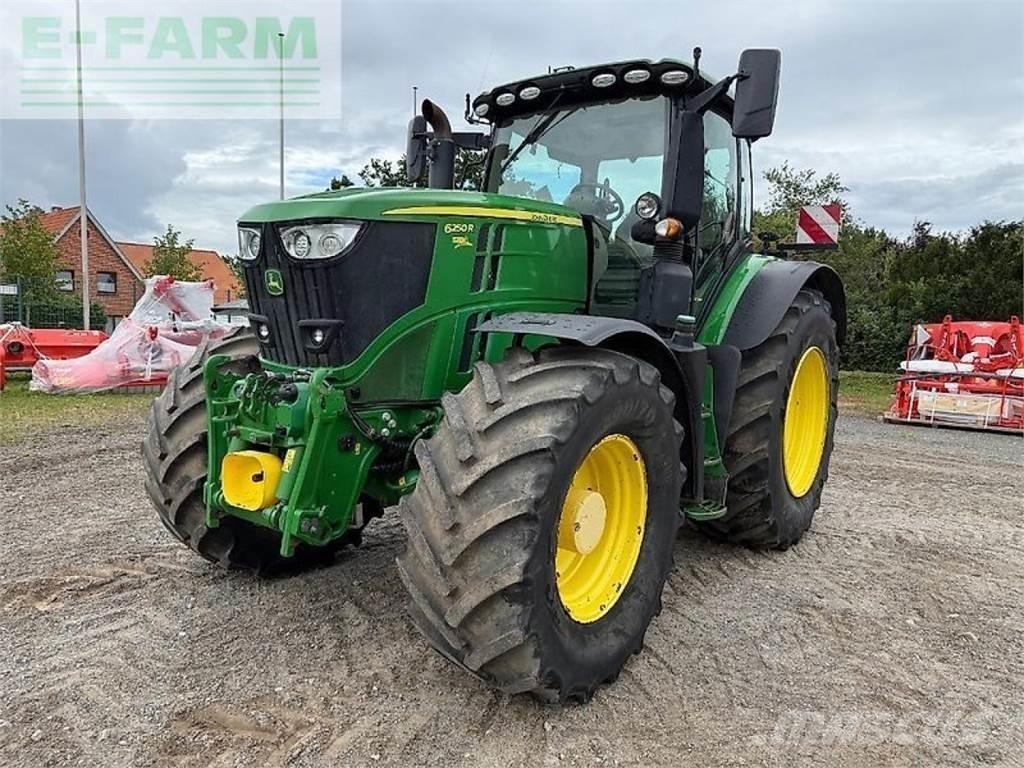 John Deere 6250r Traktory