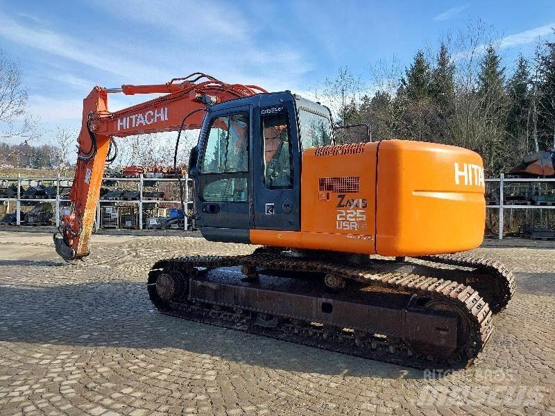 Hitachi ZX225USRLC Pásové rýpadlá