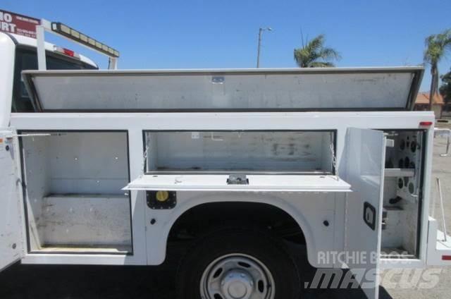 Ford F250 Vyslobodzovacie vozidlá