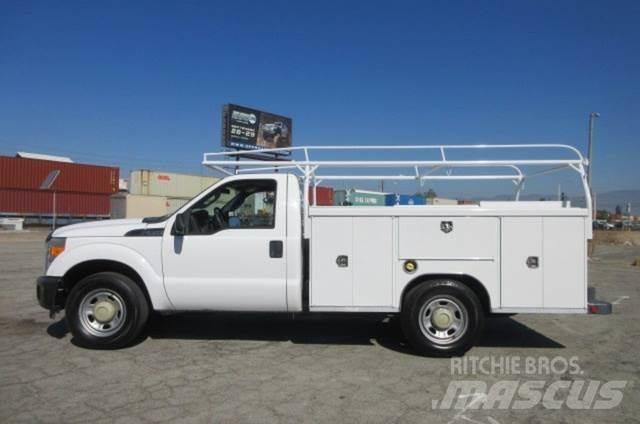 Ford F350 Vyslobodzovacie vozidlá
