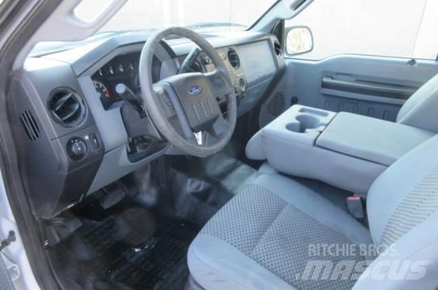 Ford F350 Vyslobodzovacie vozidlá
