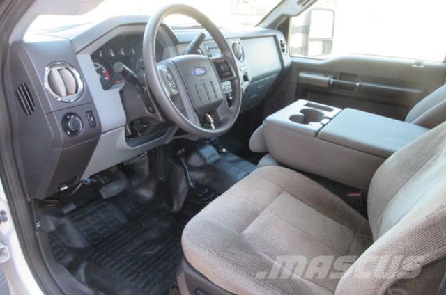 Ford F450 Vyslobodzovacie vozidlá