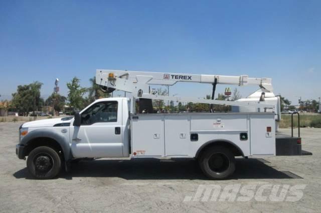 Ford F450 Vyslobodzovacie vozidlá