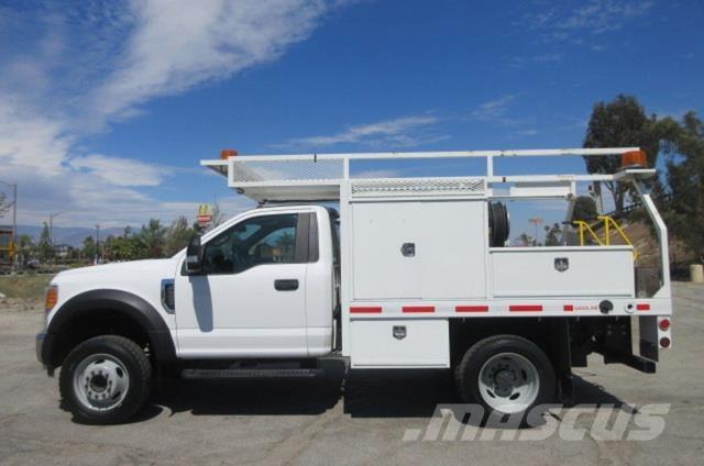 Ford F550 Vyslobodzovacie vozidlá