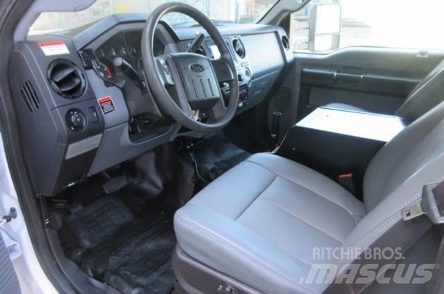 Ford F550 Vyslobodzovacie vozidlá