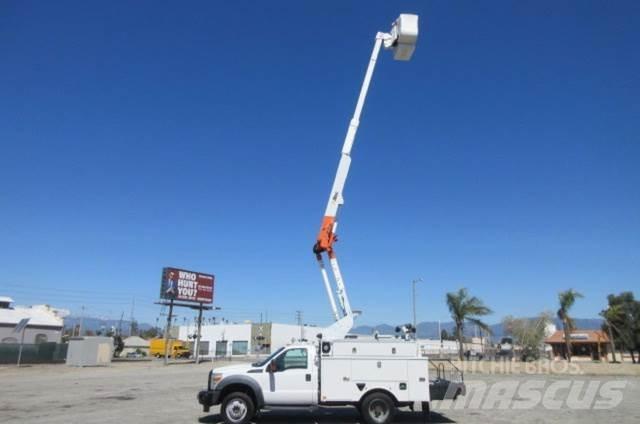 Ford F550 Vyslobodzovacie vozidlá