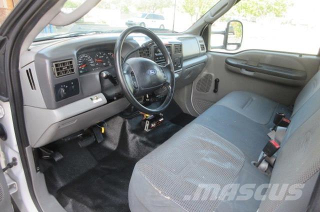 Ford F550 Vyslobodzovacie vozidlá