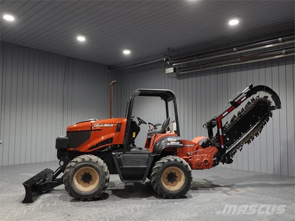 Ditch Witch RT100 Rýhovače