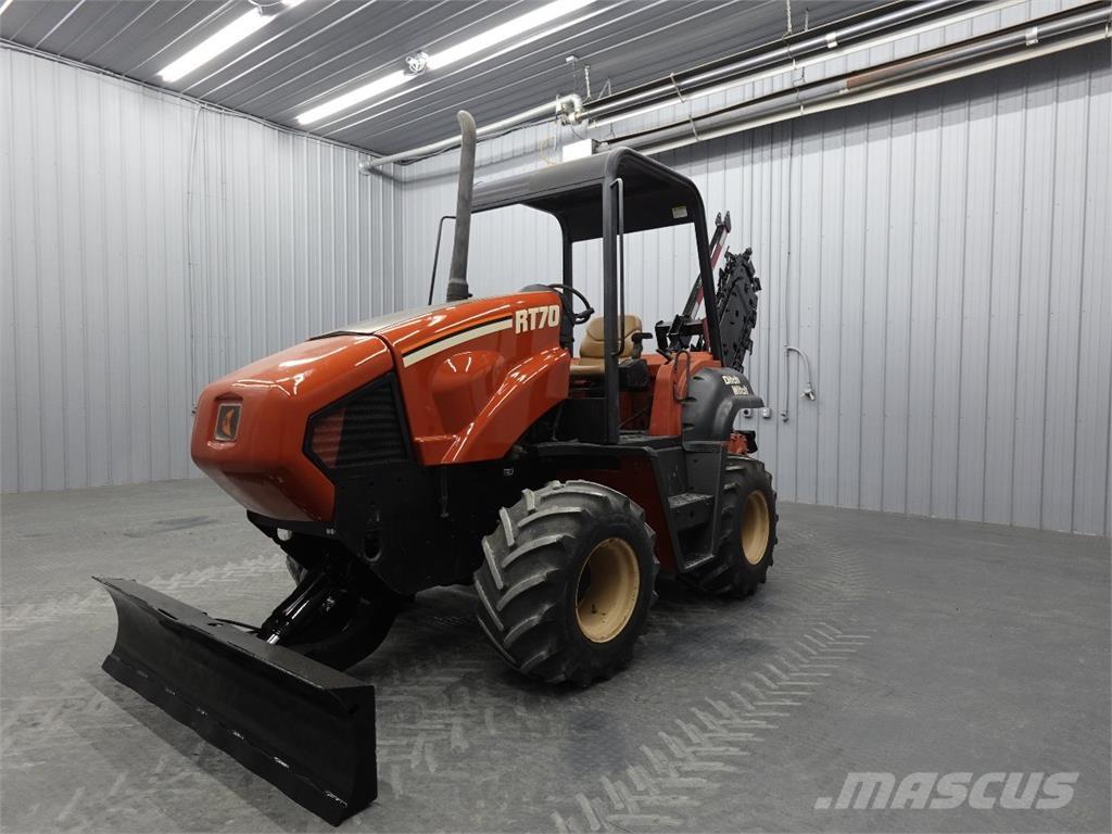 Ditch Witch RT70M Rýhovače
