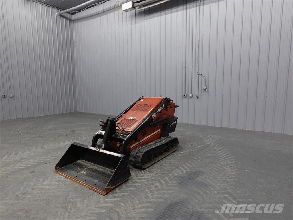 Ditch Witch SK500 Šmykom riadené nakladače