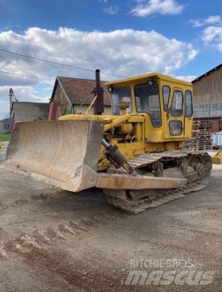 CAT D6C Pásové dozéry