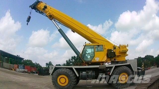 Grove RT 9130E-2 Žeriavy pre ťažký terén