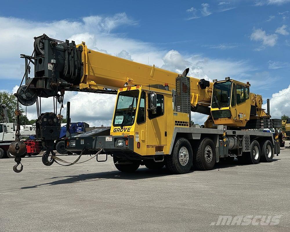 Grove TMS700E Univerzálne terénne žeriavy