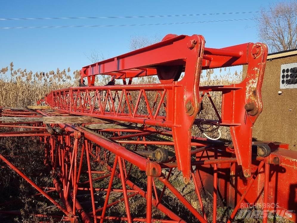 Manitowoc M65W Výložníky a lyžice
