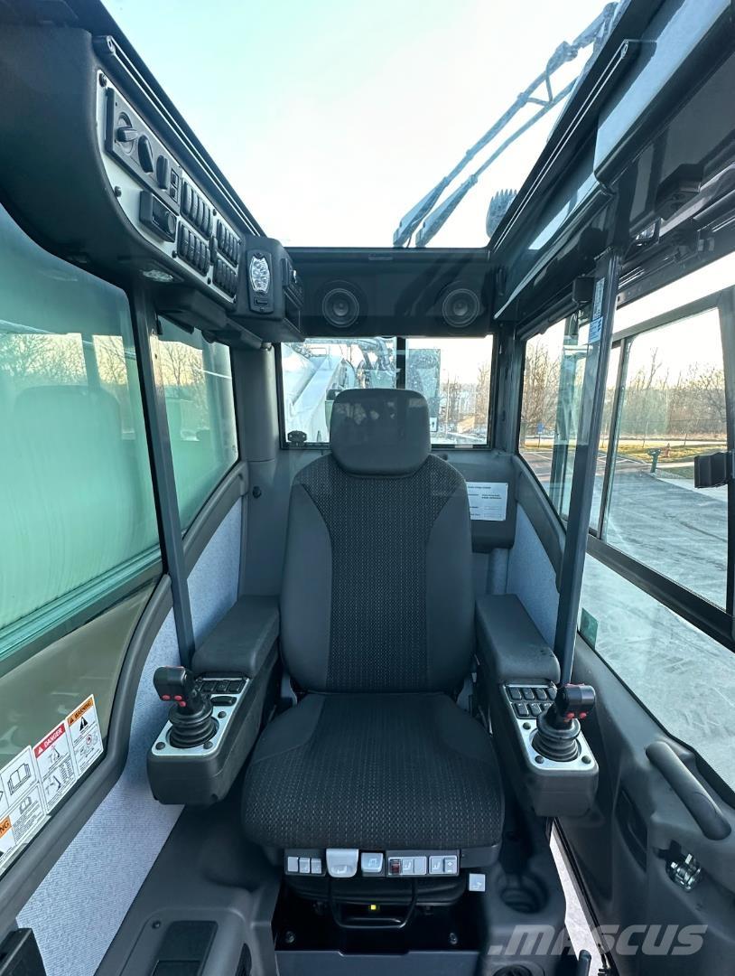 Tadano AC 3.060-1 Univerzálne terénne žeriavy