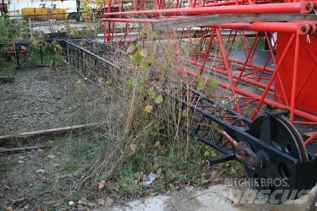 Terex  Výložníky a lyžice