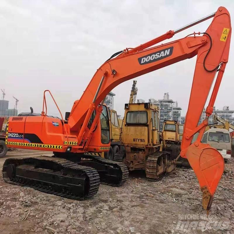 Doosan DH 220 Pásové rýpadlá