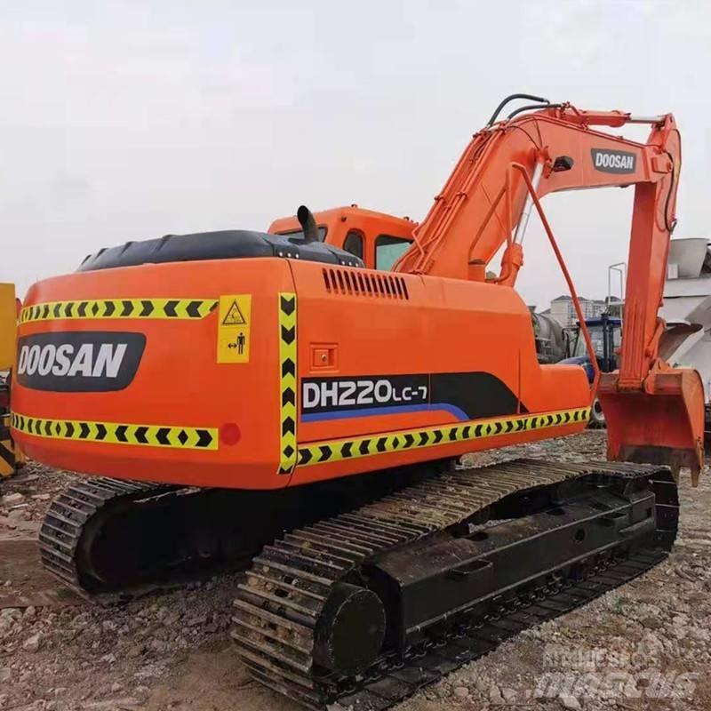 Doosan DH 220 Pásové rýpadlá
