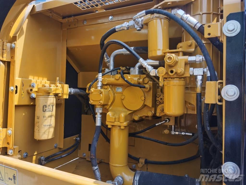 CAT 325 D Pásové rýpadlá