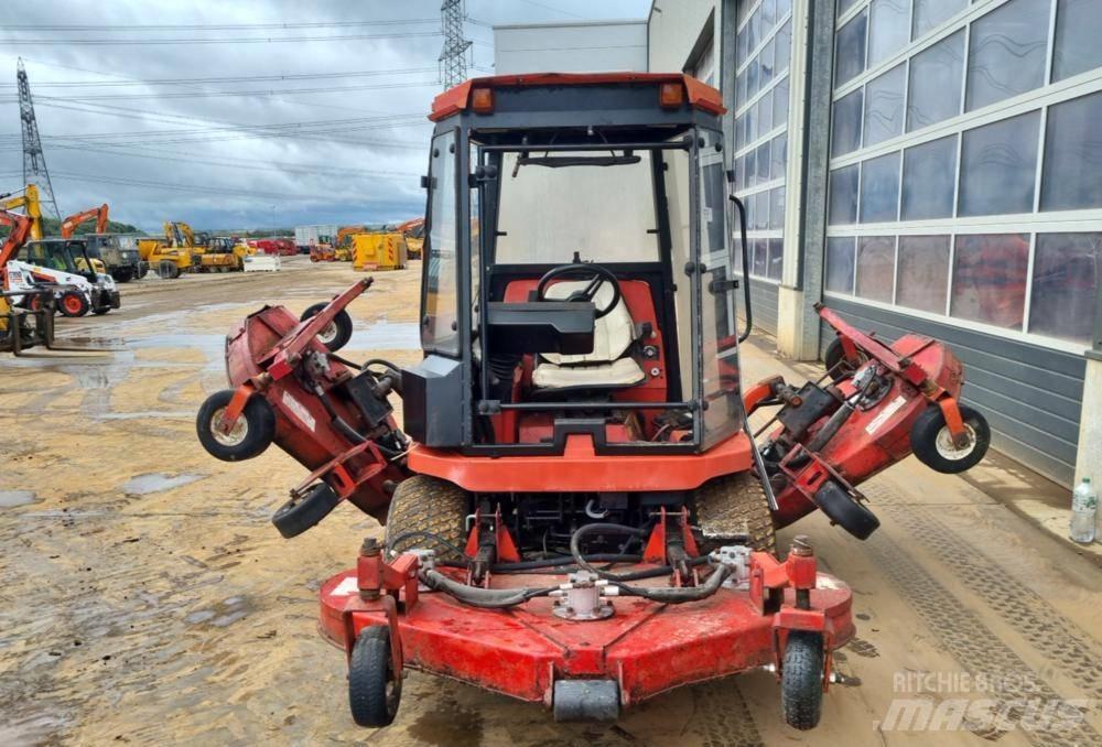 Jacobsen HR5111 Samochodné kosačky