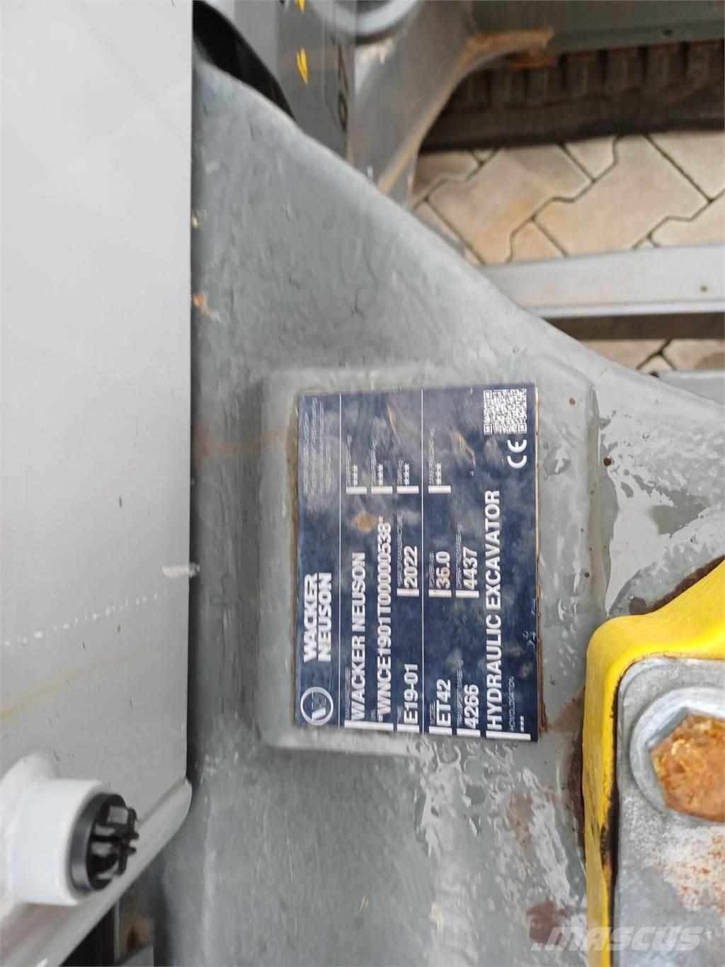 Wacker Neuson ET42 Pásové rýpadlá