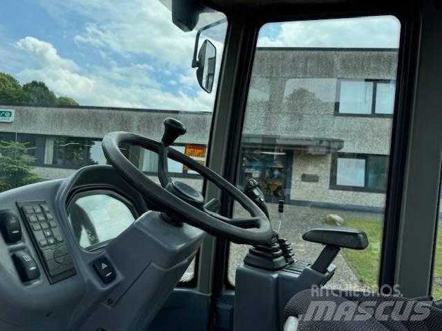 Volvo L 35 G Kolesové nakladače