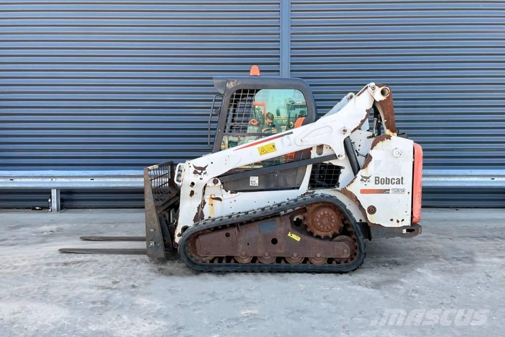 Bobcat T 590 Šmykom riadené nakladače