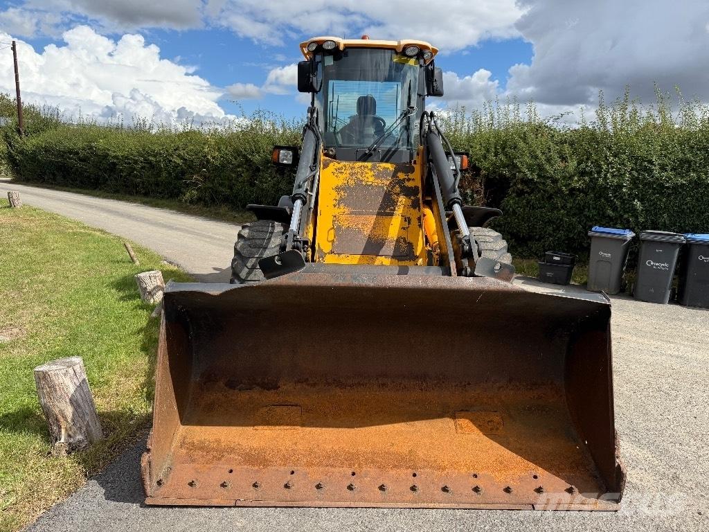 JCB 416 HT Kolesové nakladače
