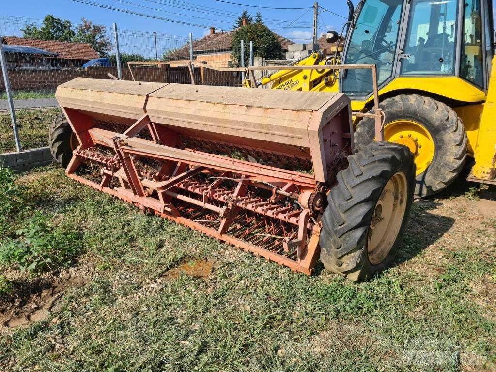 Kuhn 4M Kombinované sejačky