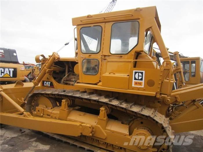 CAT D 7 G Pásové dozéry