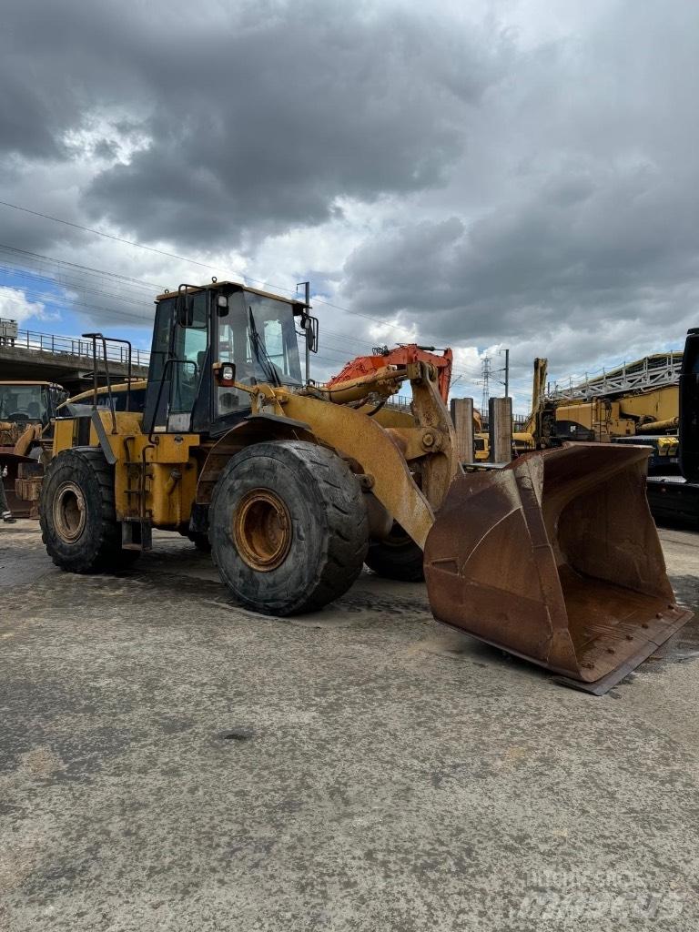 CAT 966 G Kolesové nakladače