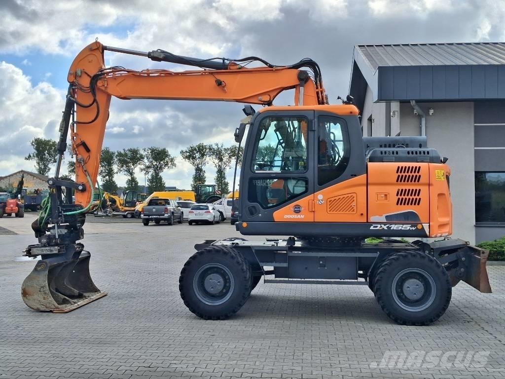 Doosan DX 165 W-5 Wheeled excavators