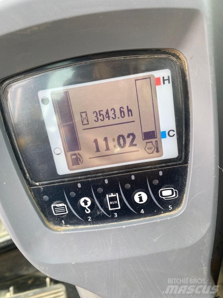 Kubota KX 080-4 Midi rýpadlá 7 t - 12 t