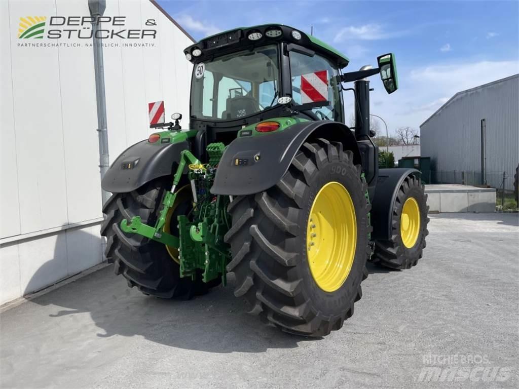 John Deere 6R 250 Traktory