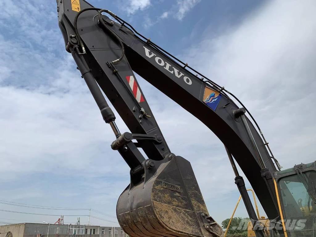 Volvo EC 290 B Pásové rýpadlá