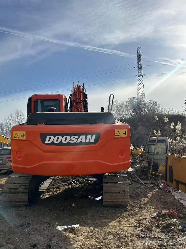 Doosan DX225LC-9C Pásové rýpadlá