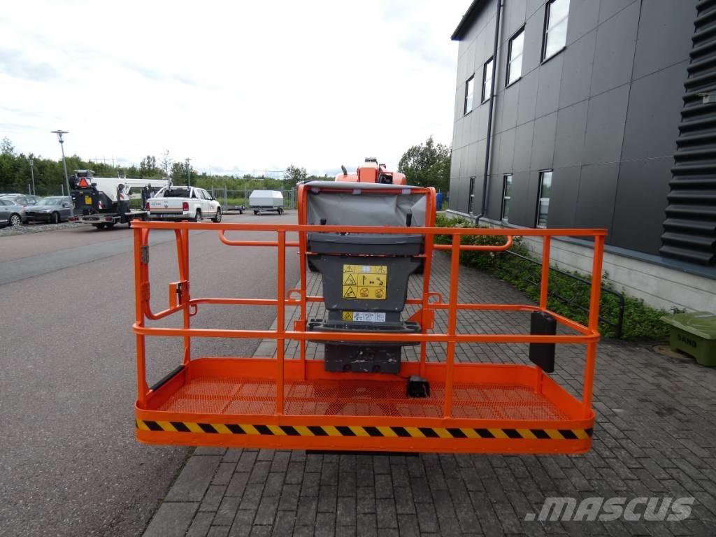 JLG 660 SJ Bomlift Kĺbové plošiny