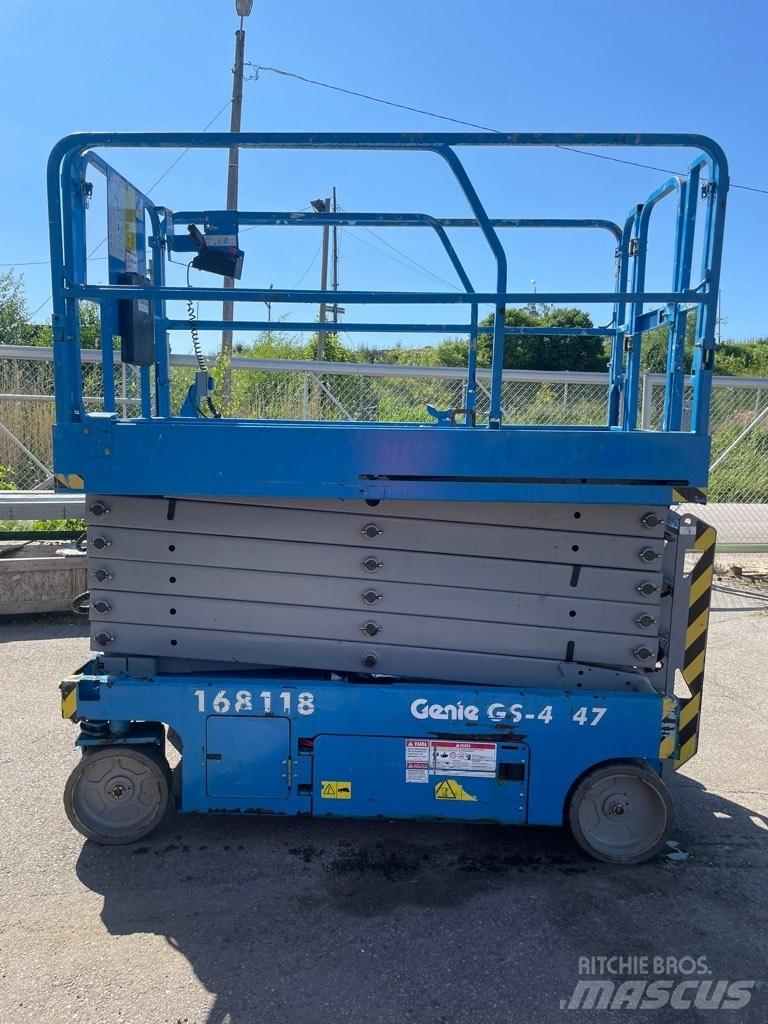Genie GS 4047 Nožnicové zdvíhacie plošiny