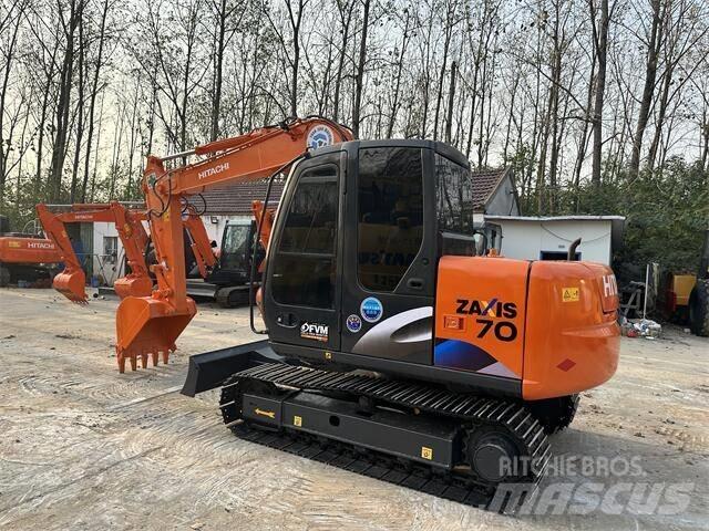 Hitachi ZX70 Pásové rýpadlá
