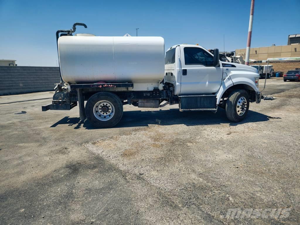 Ford F 650 SD Cisterny na vodu