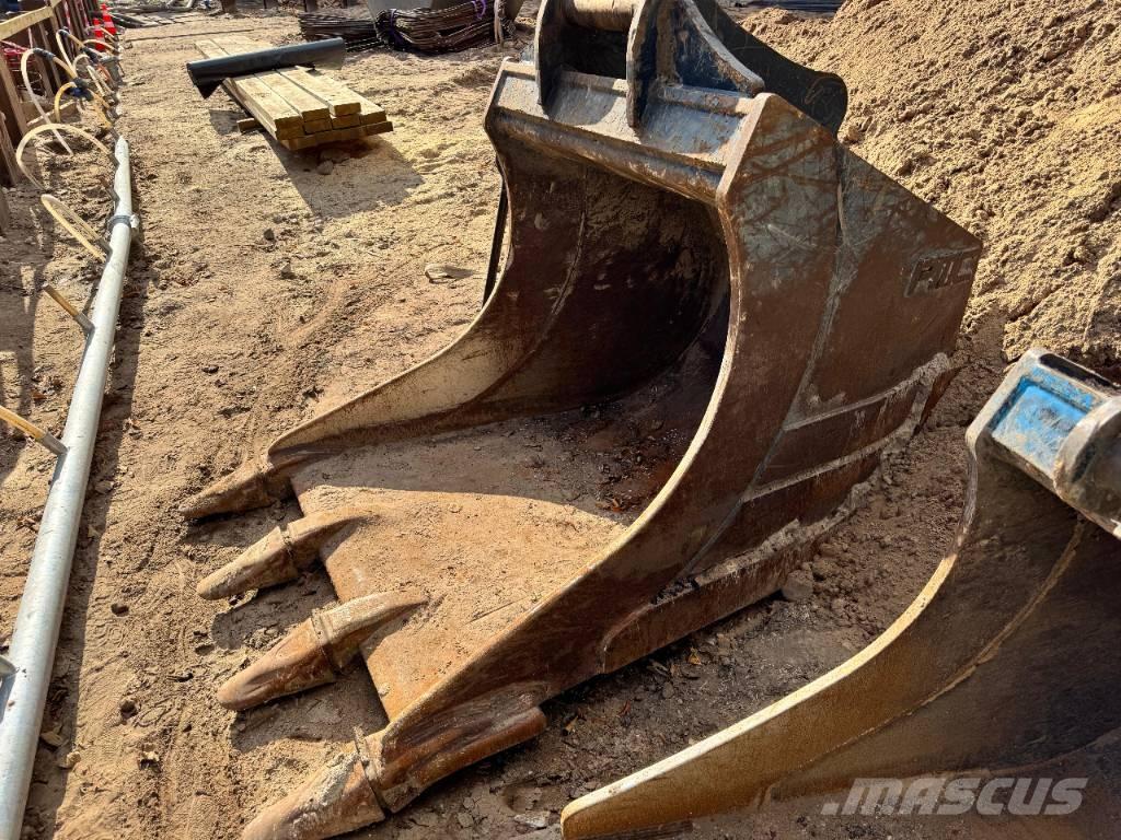 Sany SY 305 C Pásové rýpadlá