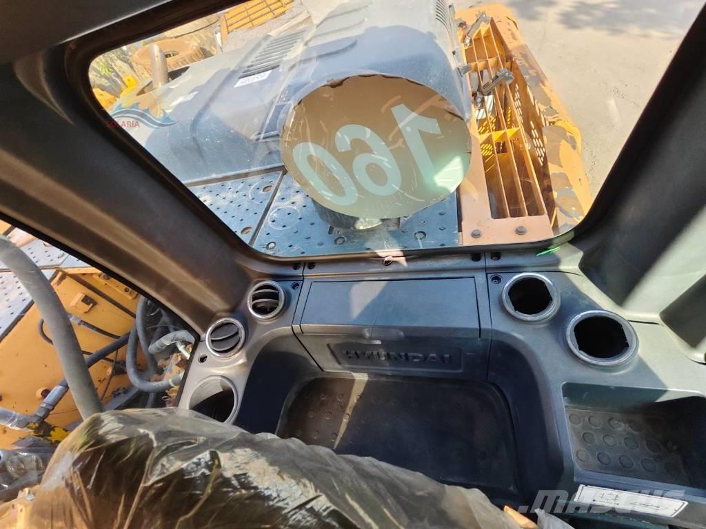 Hyundai R220LC-9S Pásové rýpadlá