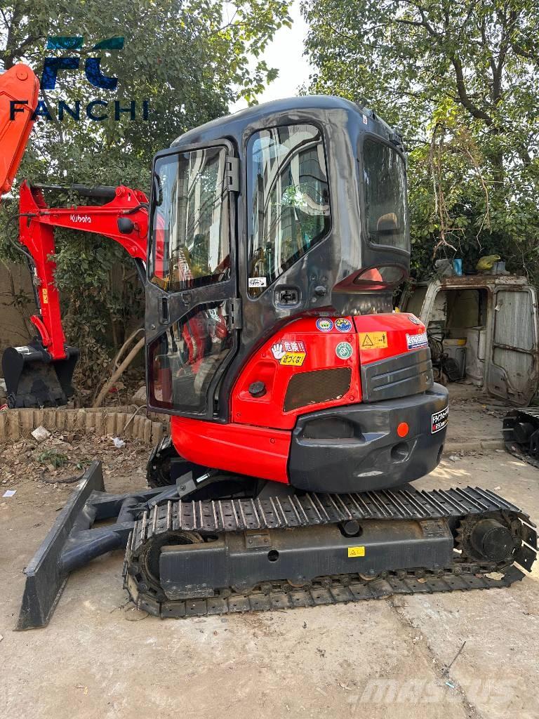 Kubota KX135-5 Pásové rýpadlá
