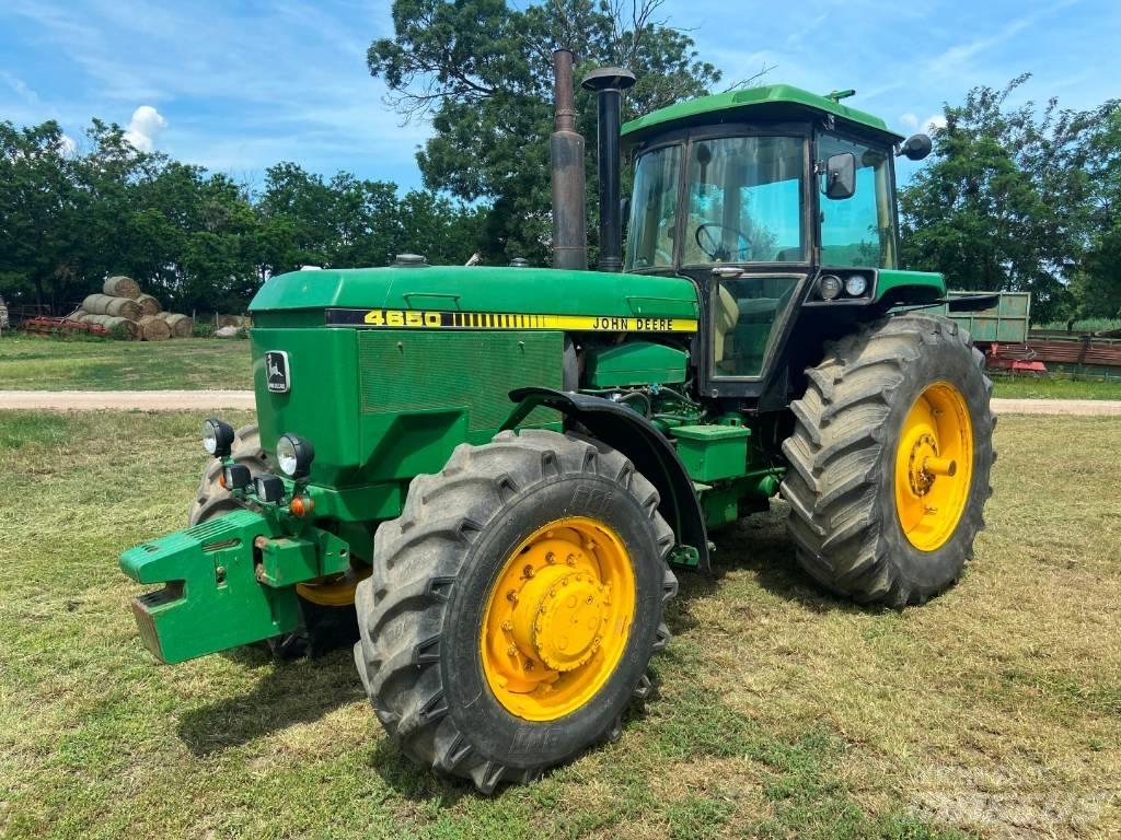 John Deere 4650 Traktory