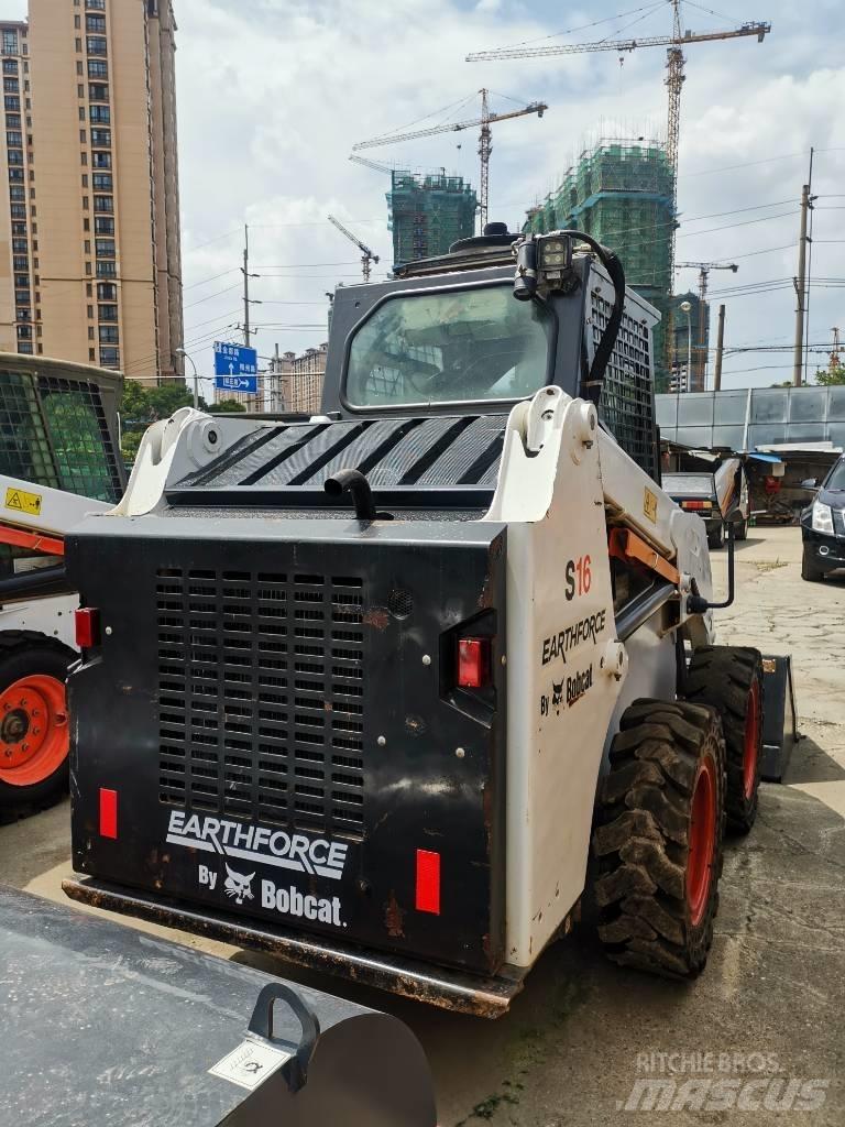 Bobcat S 16 Šmykom riadené nakladače