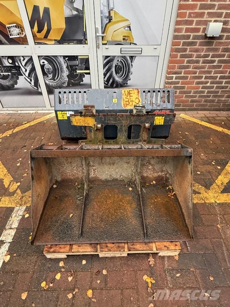 Avant 528 Mininakladače