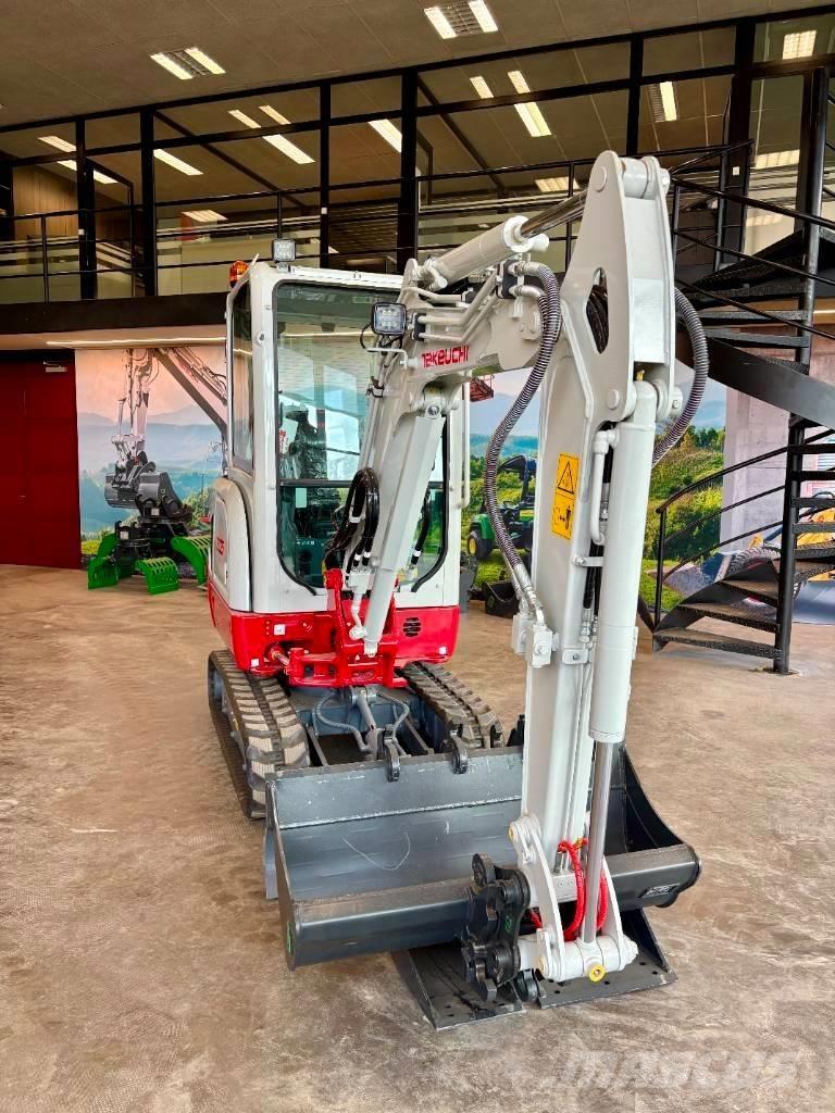 Takeuchi TB 225 Mini rýpadlá < 7t
