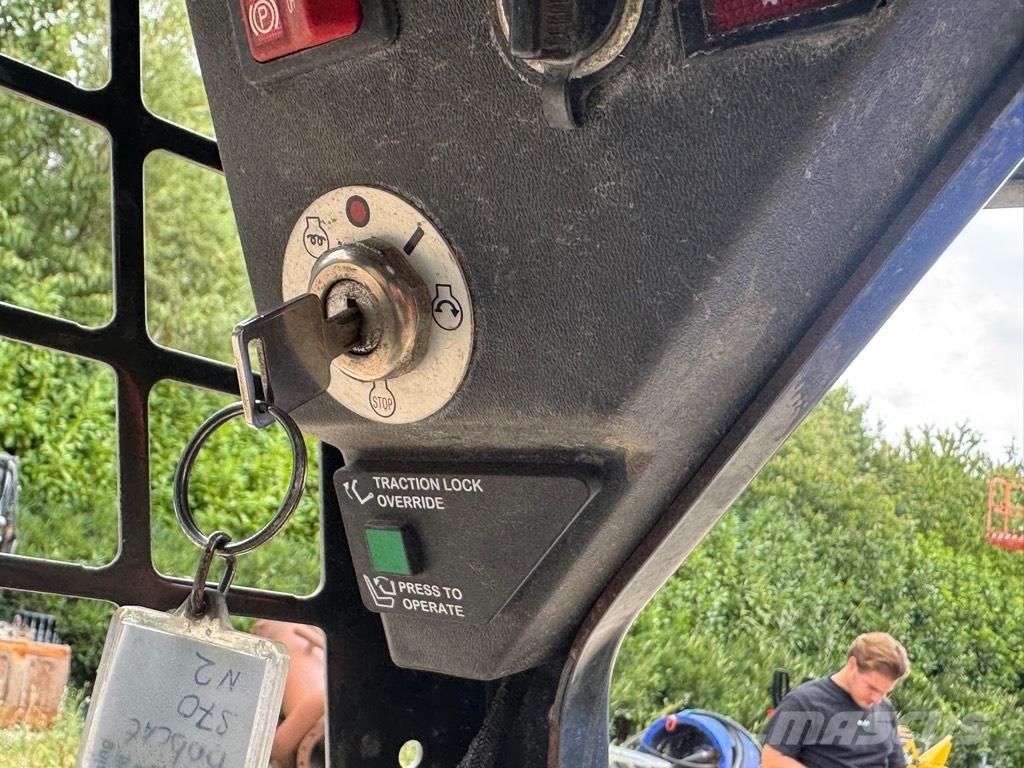 Bobcat S 70 Šmykom riadené nakladače